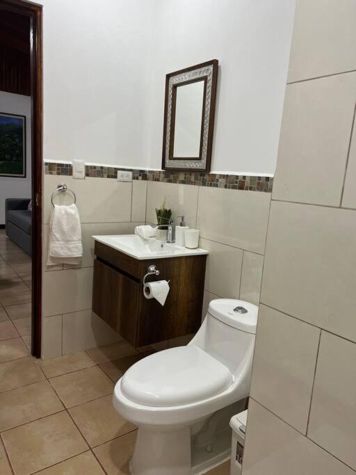 Amplia Casa En Paquera Apartment ภายนอก รูปภาพ